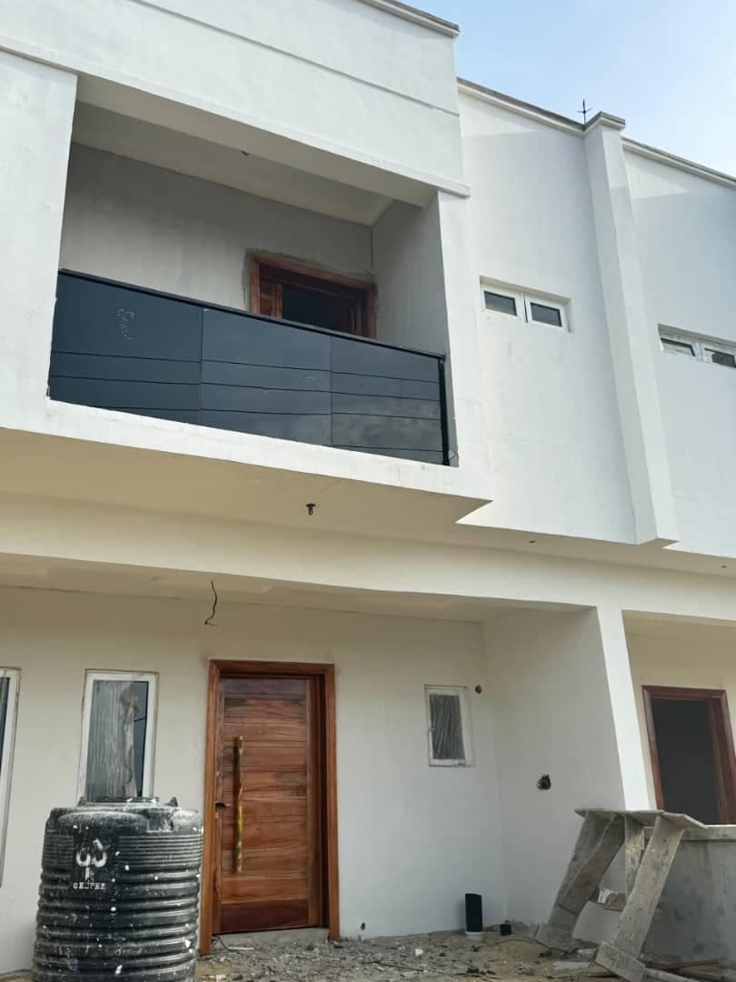 Dynasquare Nigerian site foundation with verified building structure for Registered Survey and Freehold property research